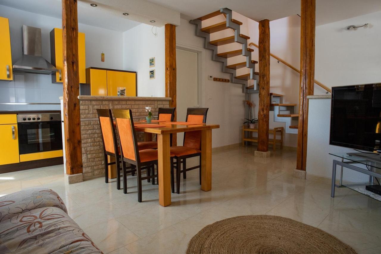 Olive Tree Apartments Umag Exterior photo